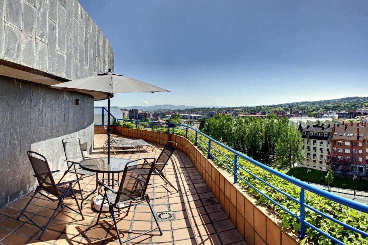 Aparthotel Campus Oviedo Dış mekan fotoğraf