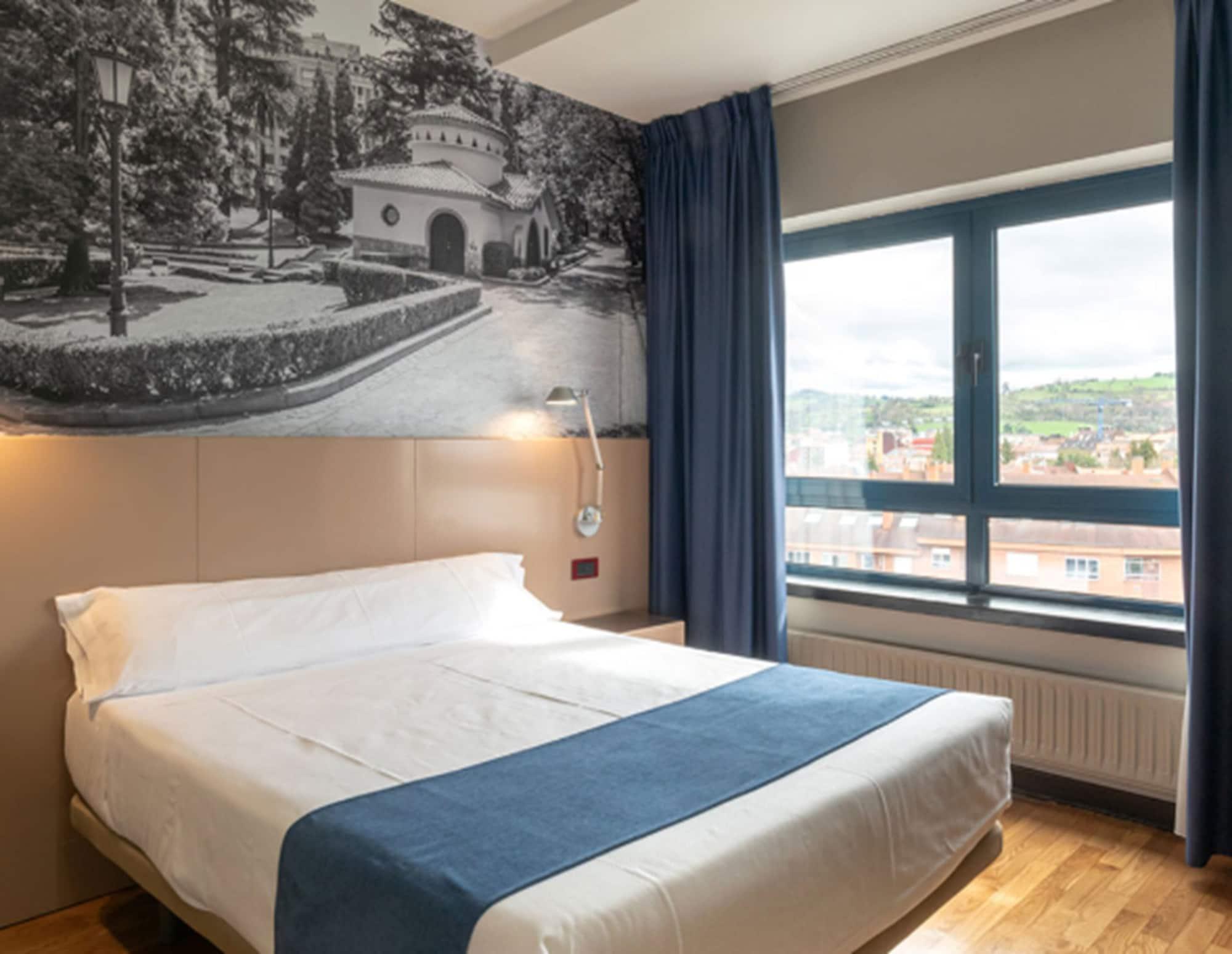 Aparthotel Campus Oviedo Dış mekan fotoğraf