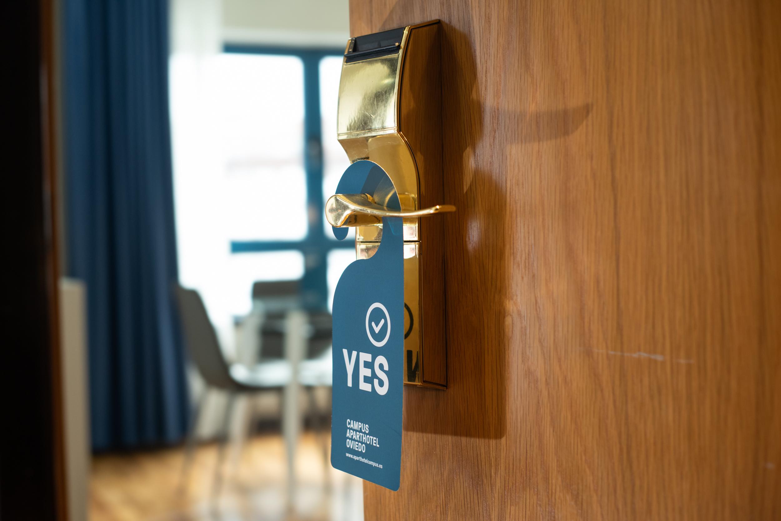 Aparthotel Campus Oviedo Dış mekan fotoğraf