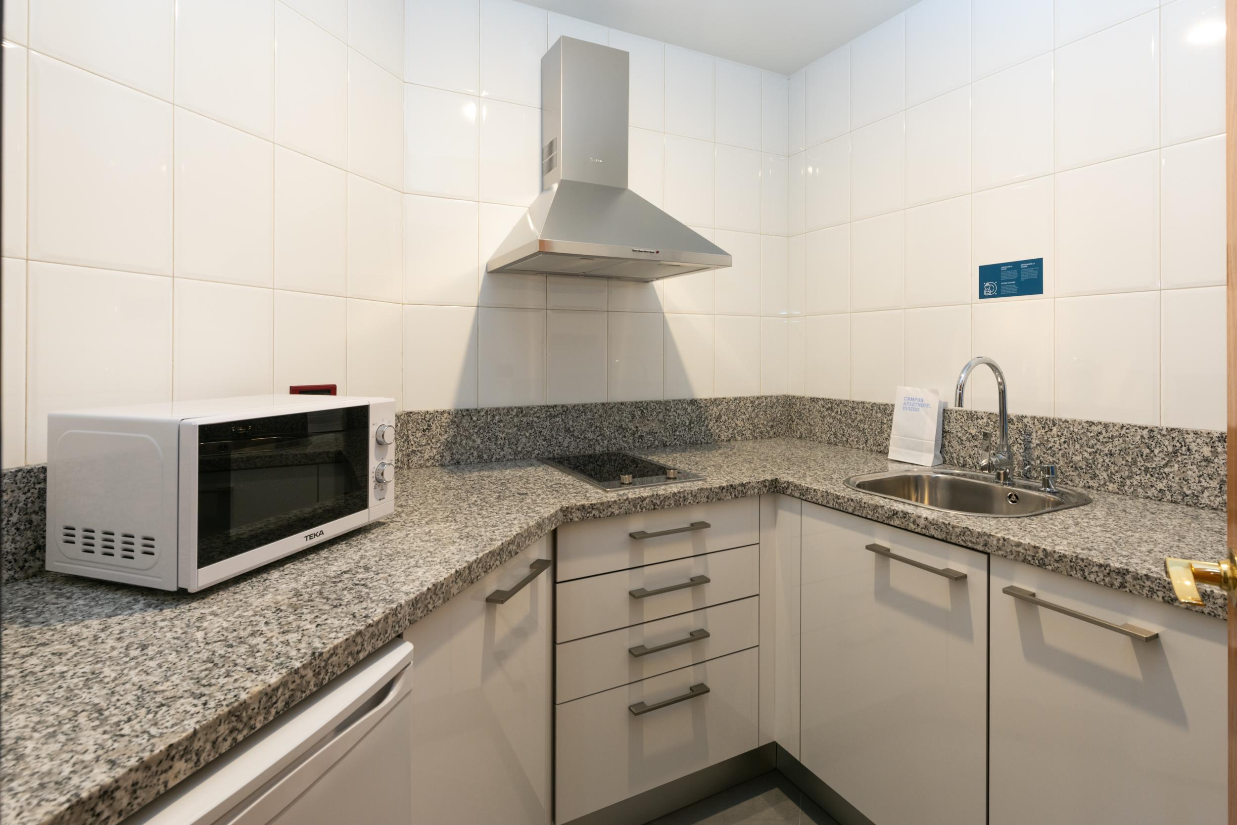 Aparthotel Campus Oviedo Dış mekan fotoğraf