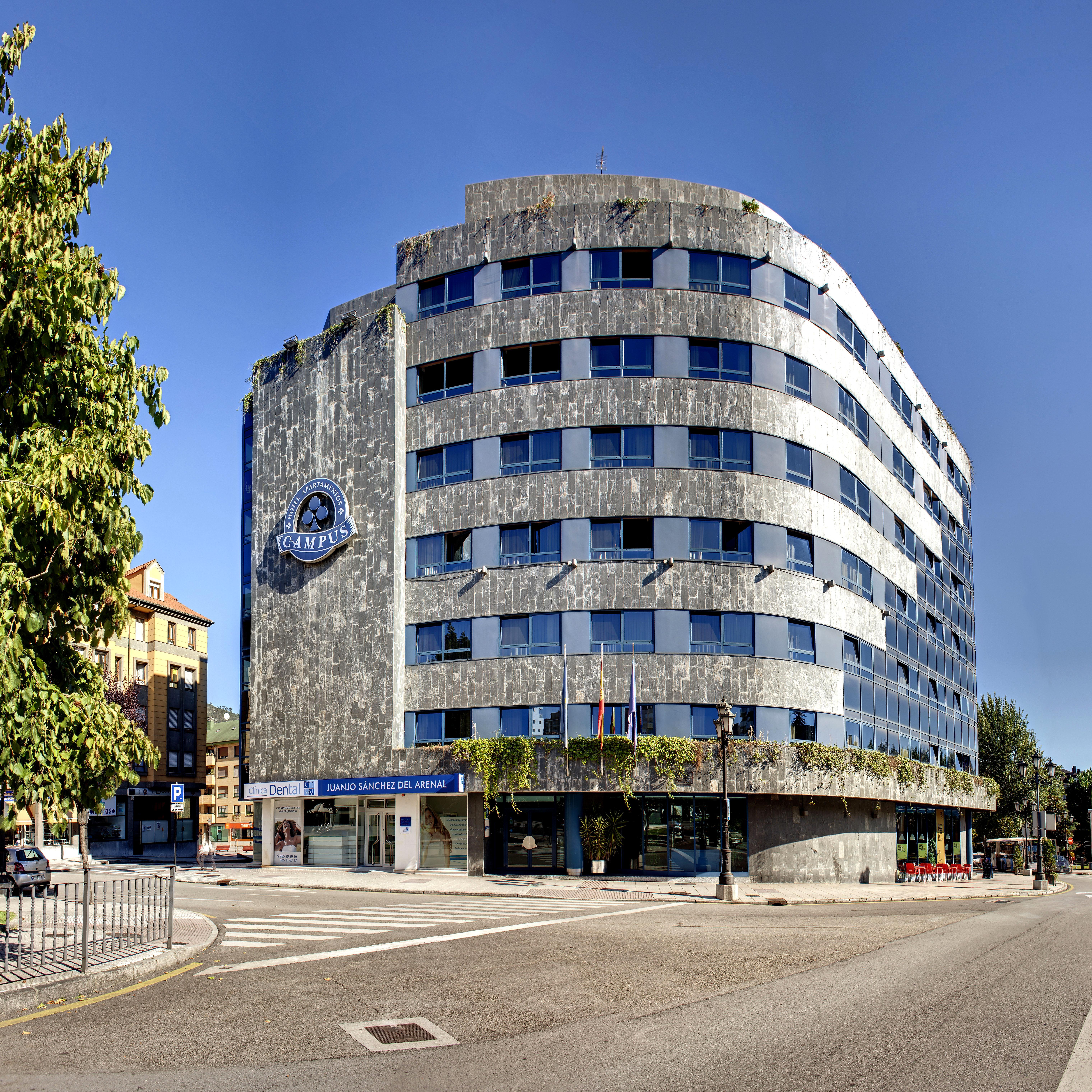 Aparthotel Campus Oviedo Dış mekan fotoğraf