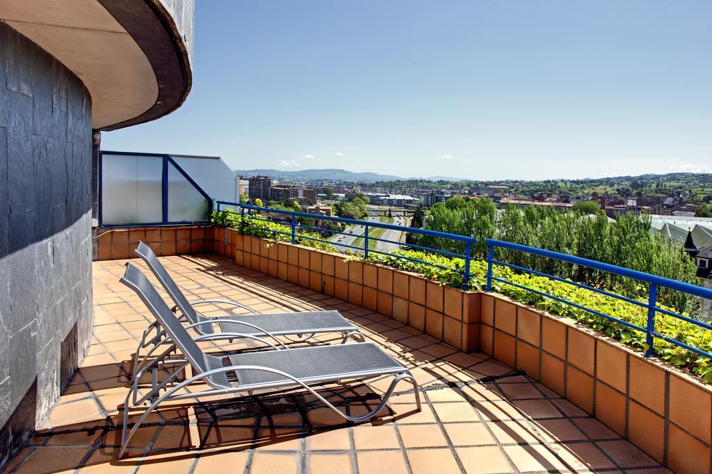 Aparthotel Campus Oviedo Dış mekan fotoğraf