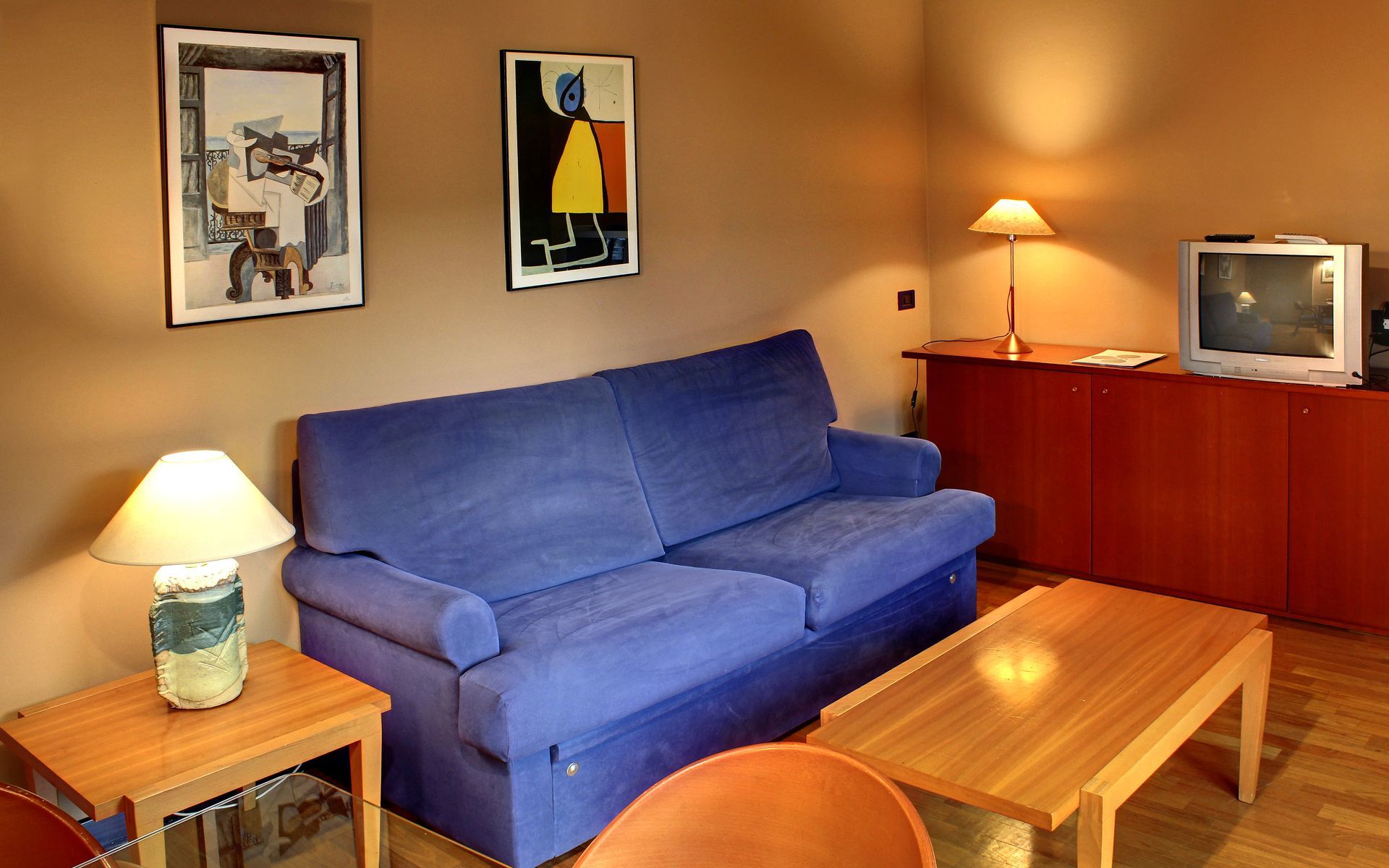 Aparthotel Campus Oviedo Dış mekan fotoğraf