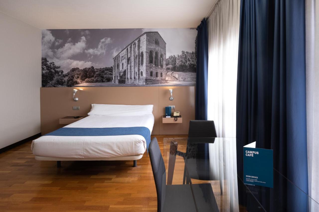 Aparthotel Campus Oviedo Dış mekan fotoğraf