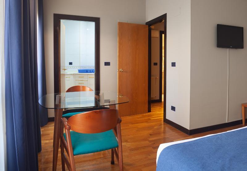 Aparthotel Campus Oviedo Dış mekan fotoğraf